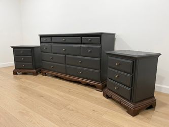 ✨ Gorgeous Classic Bedroom Set ✨