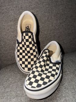 Vans Classic Slip-On Checkerboard Sneakers
