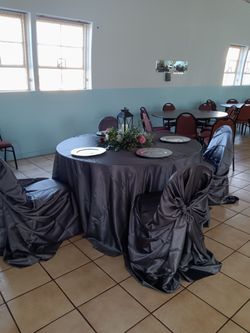 Grey 15 Tables Cloths And 128 Chairs Covered