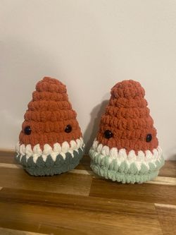 Crocheted fruit