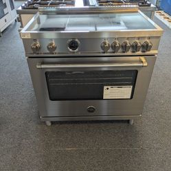 Bertazzoni Master Series MAST365INSXT
36 Inch Freestanding Induction Range