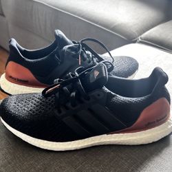 Adidas Ultra Boost Size 10 1/2 Mens 