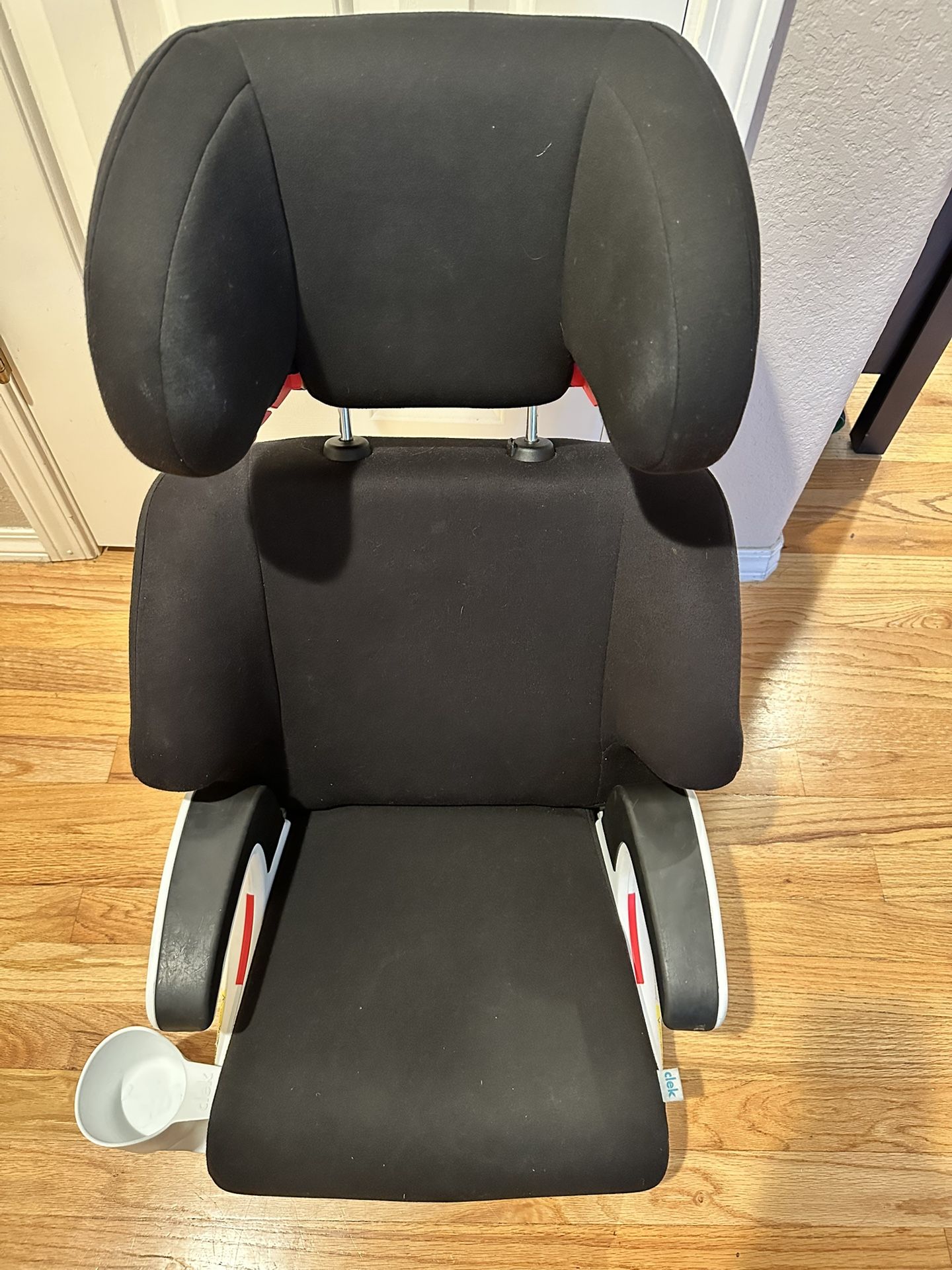 Clek OOBR Booster Seat