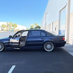 2001 BMW 740iL