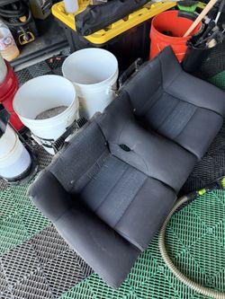 05-14 Mustang Rear Seats