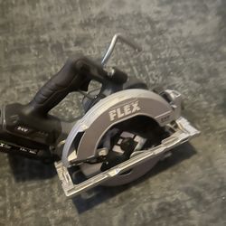 Flex 24v Saw With Charger 
