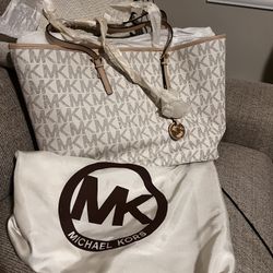 Michael Kors Purse 