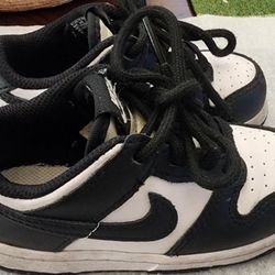 Nike Toddler Tennis 8C