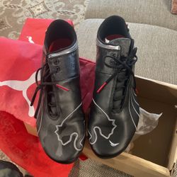 Puma x Ferrari collab sneakers in black brand new