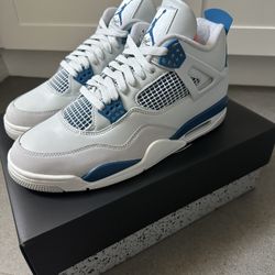 Brand New Jordan 4 Industrial Blue Size 11