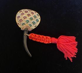 Vintage Fan Asian Enamel Gold Toned Rhinestone Red Tassel Brooch Pin.