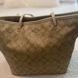 Tote Coach Original