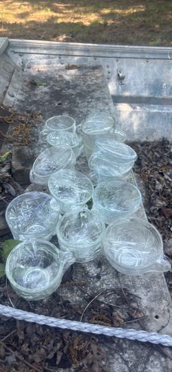 Glass tea cups