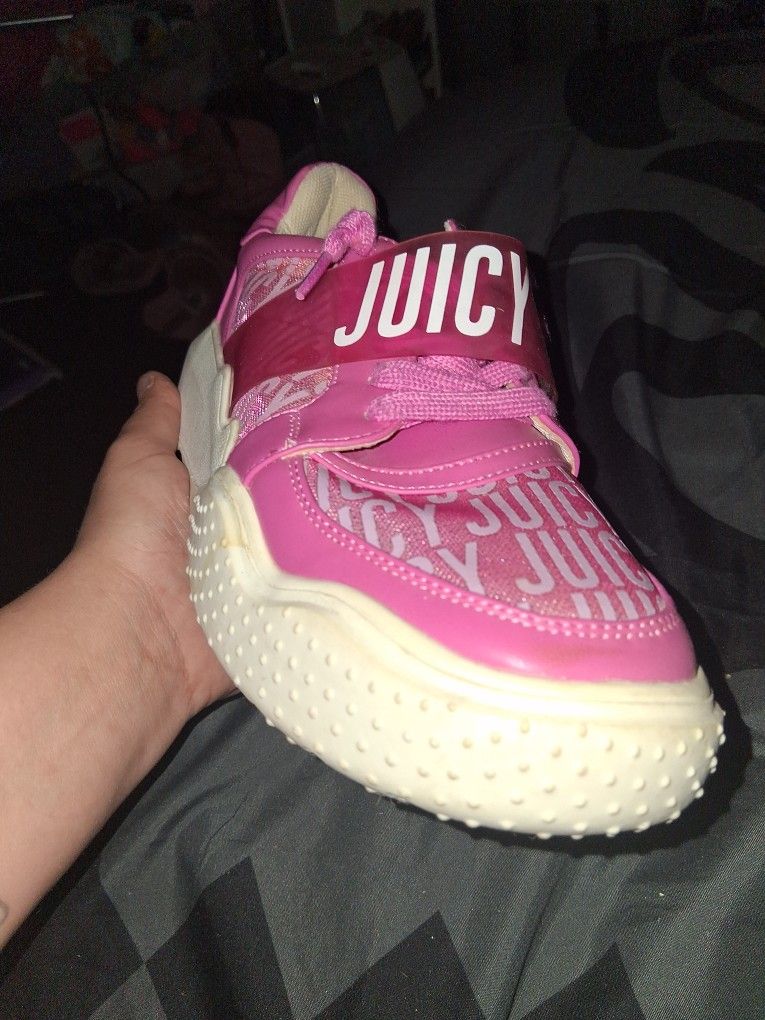 Size 7.5 Juicy C
