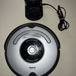 iRobot Roomba Robot Vacuum Cleaner – w/ Charging Dock – Black/Silver