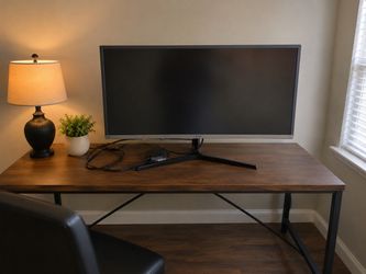 34 inches samsung monitor in excellent condition
