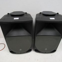 15” Mackie Thump - Powered!!