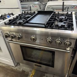 36”THERMADOR GAS RANGE WITH GRIDDLE 