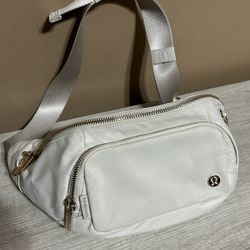 Lululemon bag