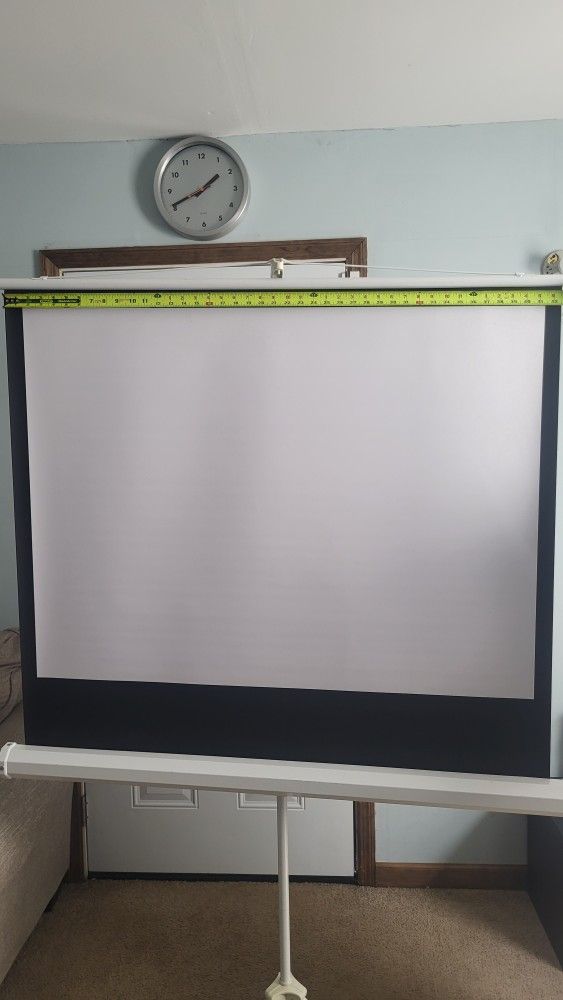 Small Projector Screen