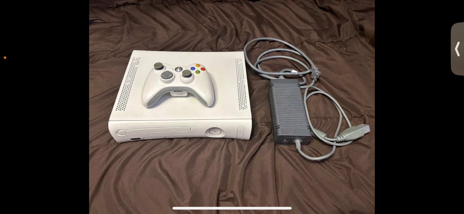Microsoft Xbox 360 Arcade White W/ PSU And Wireless Controller