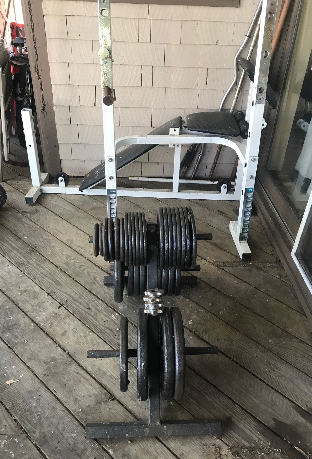 Exercise weights with stand in good condition