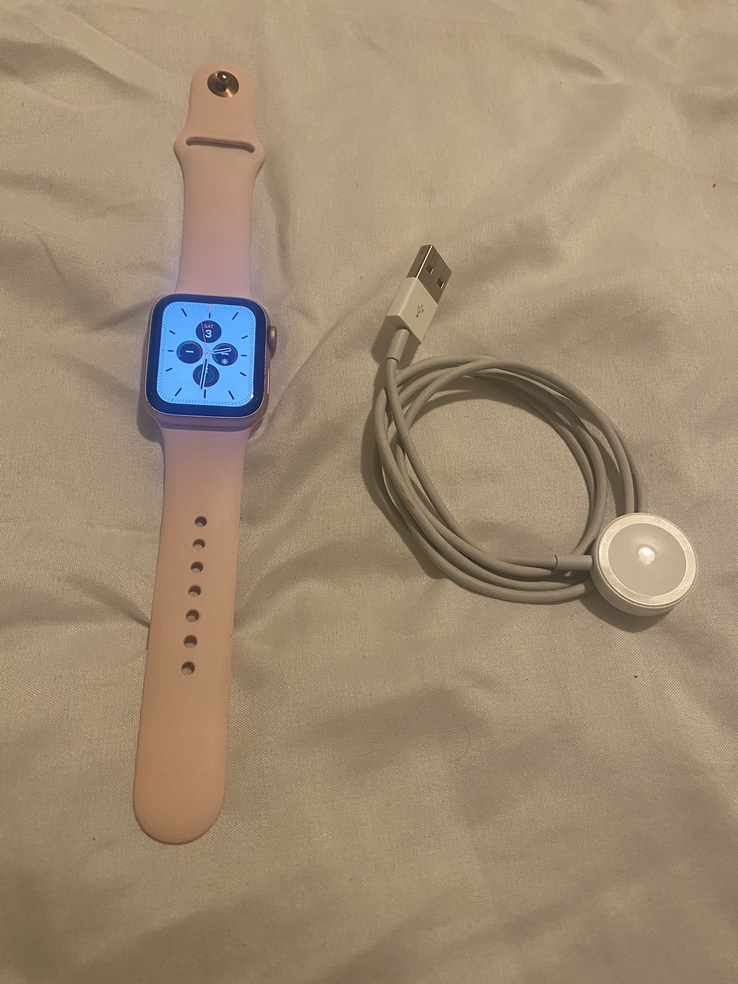 Apple Watch Series 4 GPS and Cellular