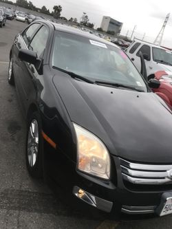2006 Ford Fusion only $2,900
