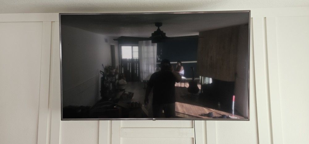 Set Of 2 TV's - LG 75" And Toshiba 60"