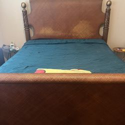 King bed Set With Free Mattress 