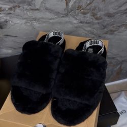 UGGS 