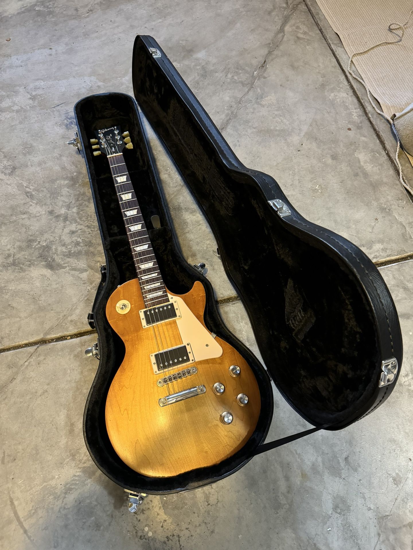 Gibson Les Paul Tribute T Electric Guitar 2017