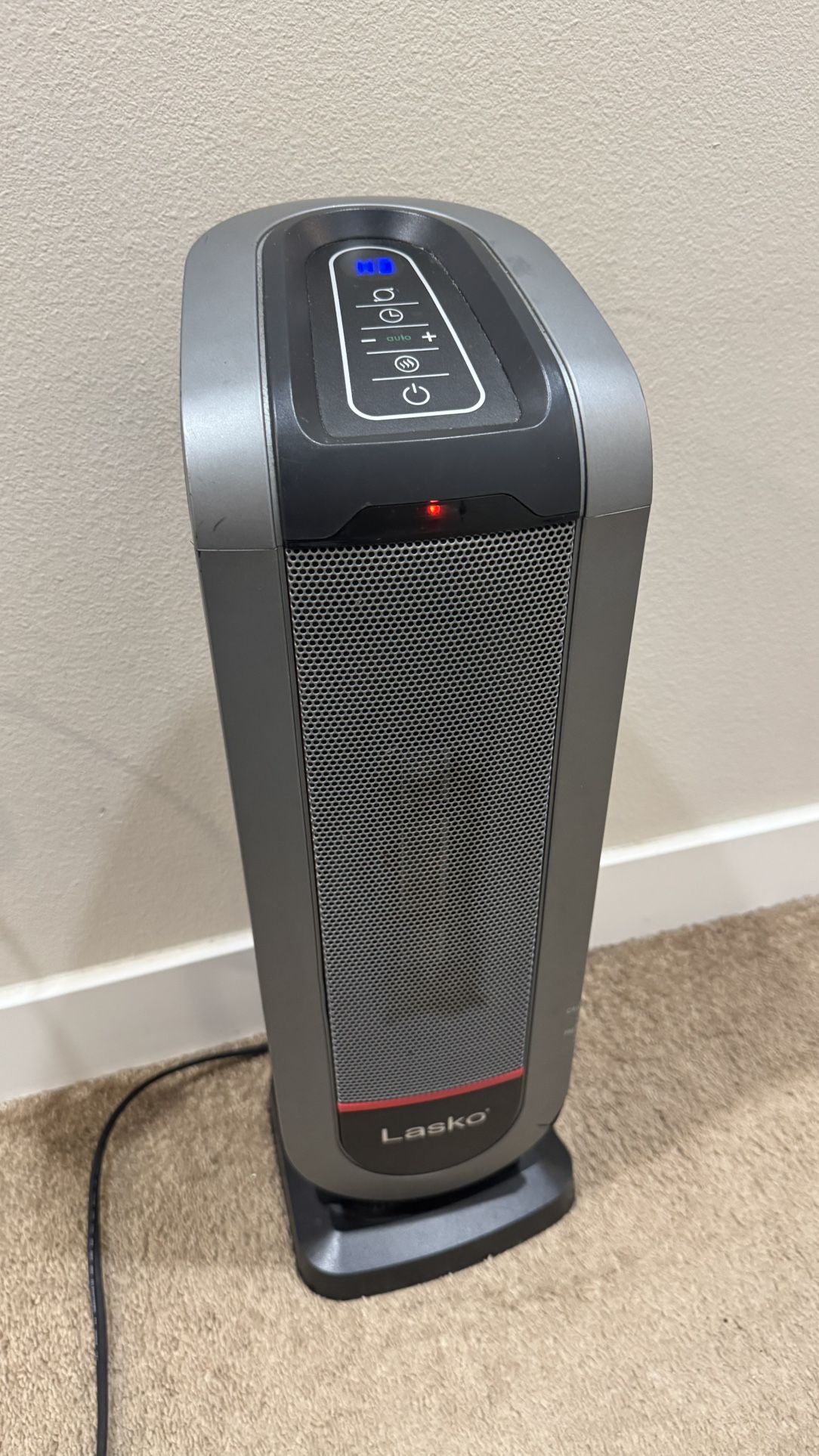 Lasko 1500W Oscillating Ceramic Tower Electric Space Heater without Remote Control