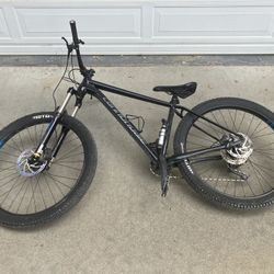 2020 Cannondale Cujo 3 Mountain Bike