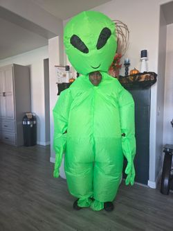 Alien costume
