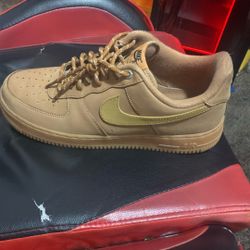 Nike Air Force 1
