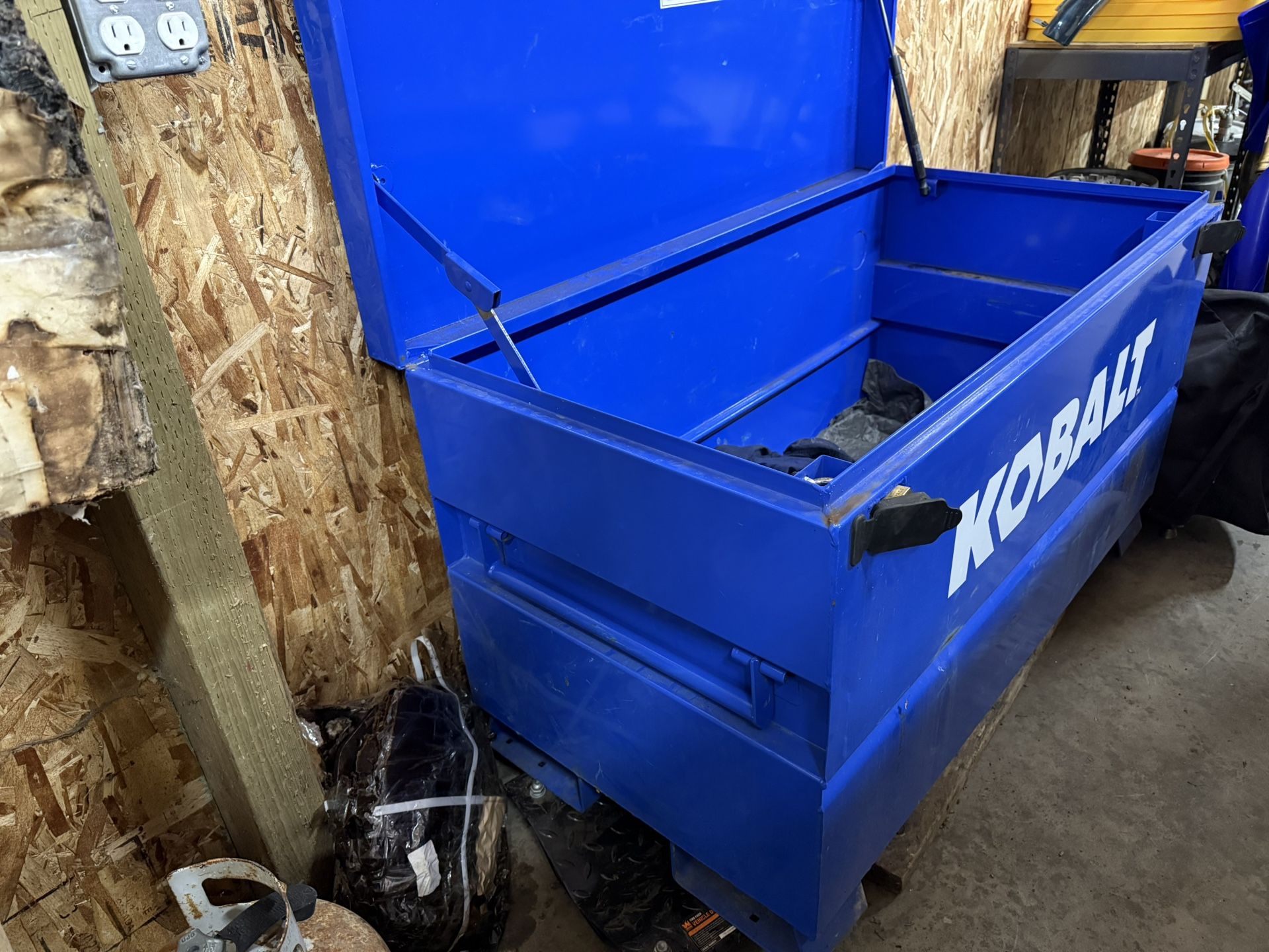 Kobalt job box