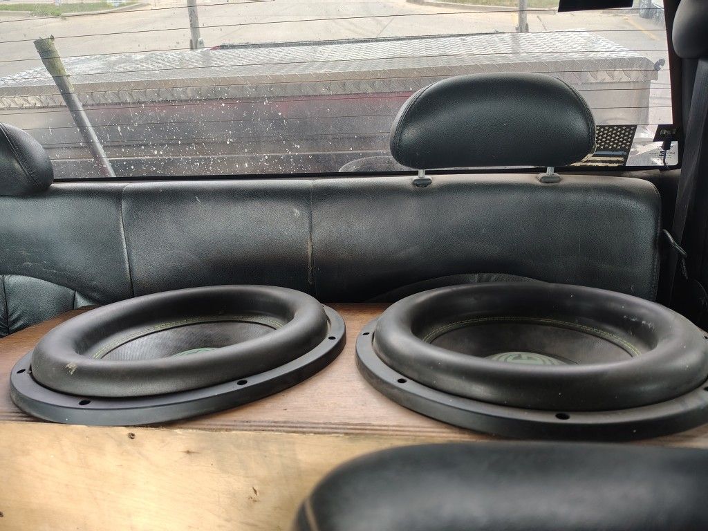 Subwoofers 