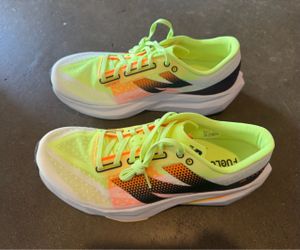 New Balance Fuel Cell v4 Running shoes Men