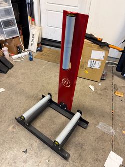AdamsPolish rim detail Stand