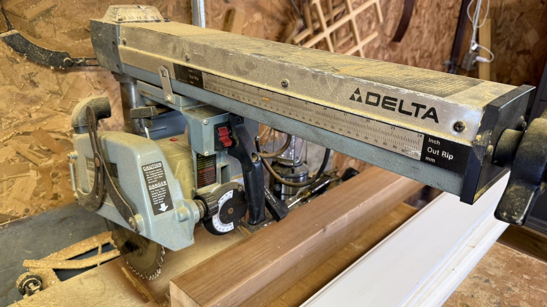 Delta Radial Arm Saw Model 10