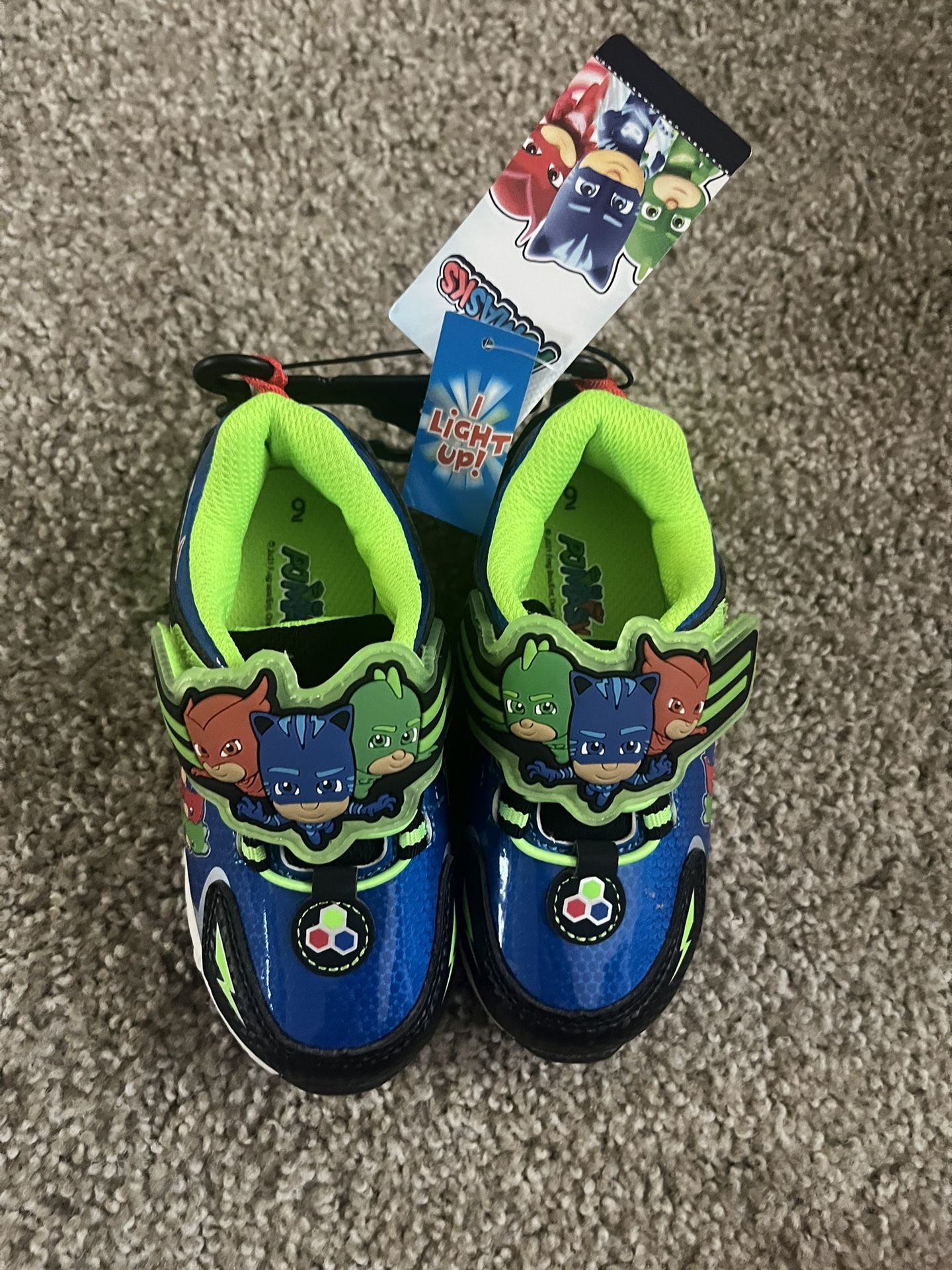 PJ Masks characters Catboy and Gekko offer light-up -toddler shoes (9 Size)