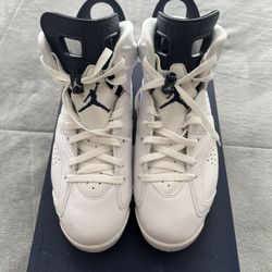Jordan 6 Midnight Navy Size 10.5