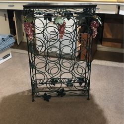 Metal Wine Rack—Cute & Practical 