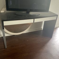 Tv Stand / Desk  (PICK UP ONLY) 