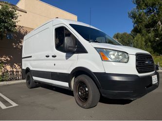 CARGO VAN FORD E 150 high roof