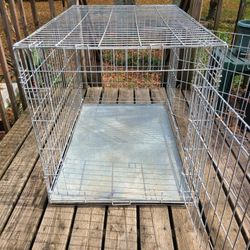 Solid Steel 42-in Dog Kennel With Metal Pan