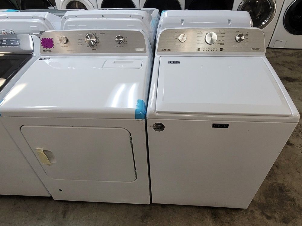 New Maytag Top Loading Washer With Agitator And Gas Dryer Set