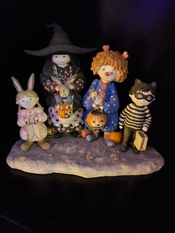 No box. 🎃🎃🎃First edition, 1997 Halloween