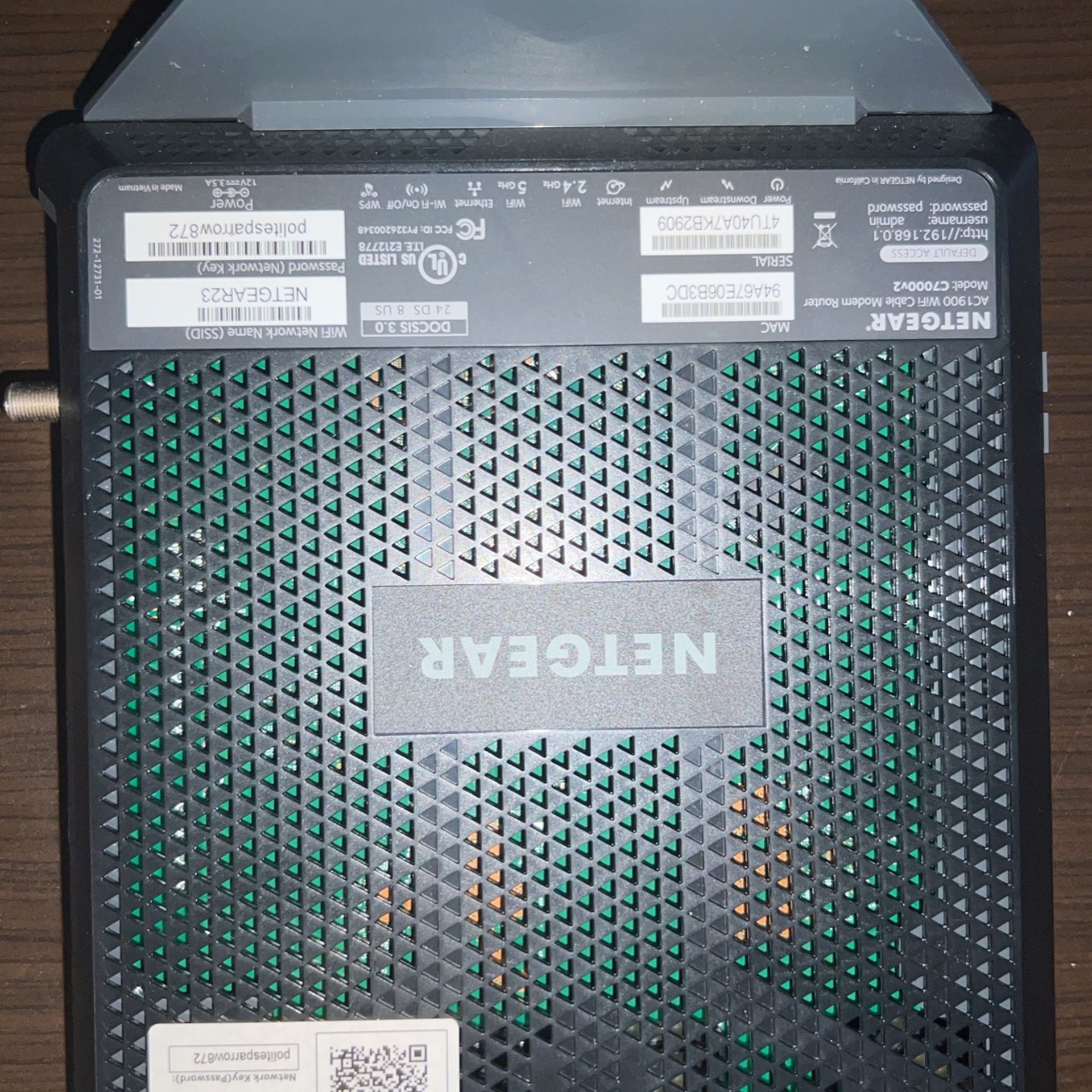 NetGear Ac1900 Wifi Cable Modem Router 